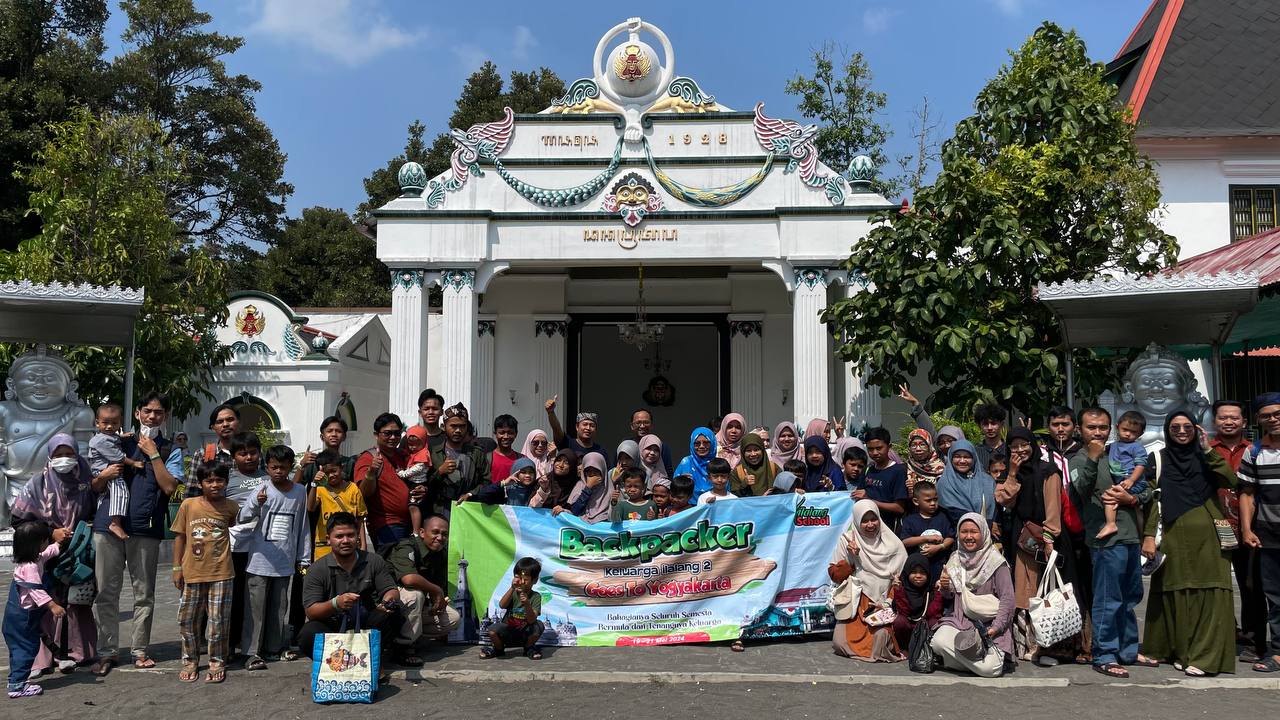 Backpacker Keluarga Ilalang 2024